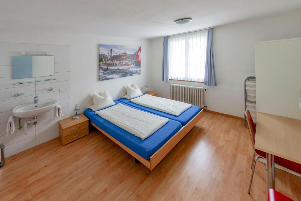 Hirschen Backpacker-Hotel & Pub Schwyz Kültér fotó